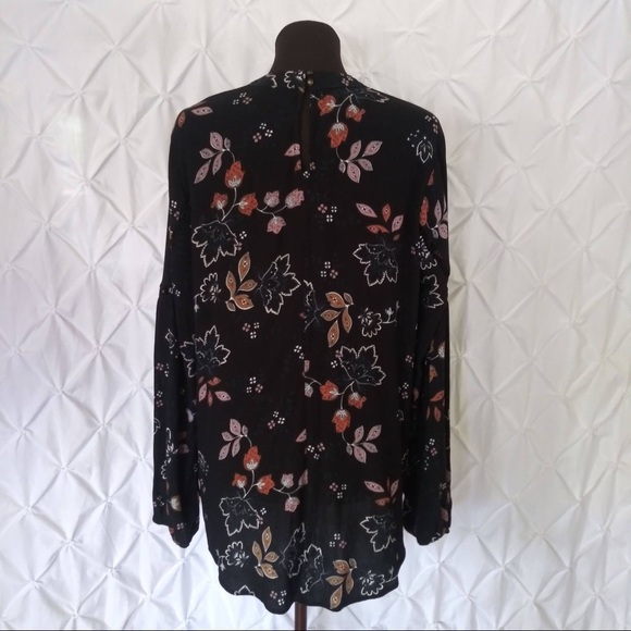 Maurices Large Fall and Leaves Long-Sleeve Fall Shirt - Picture 2 of 13
